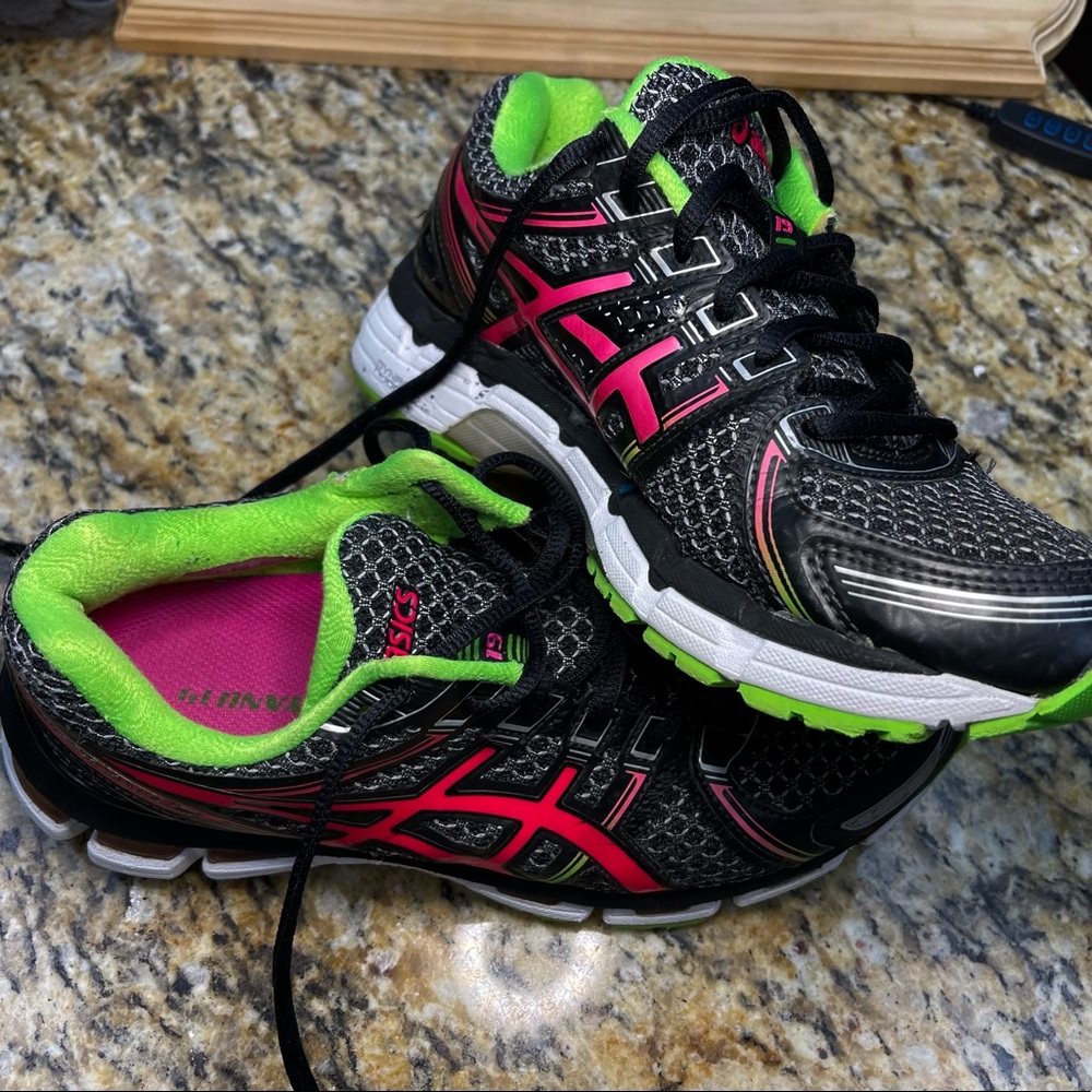 ASICS igs running shoes